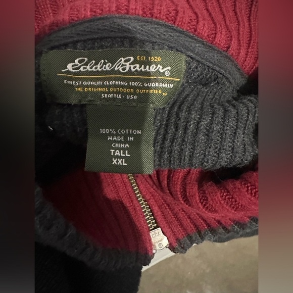 Eddie Bauer Men’s 1/4 Zip Sweater – Gray with Red Stripe – Size XXL - Picture 5 of 5